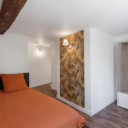 Un Petit Coin De Moyen Age Apartment Beauvais Exterior photo